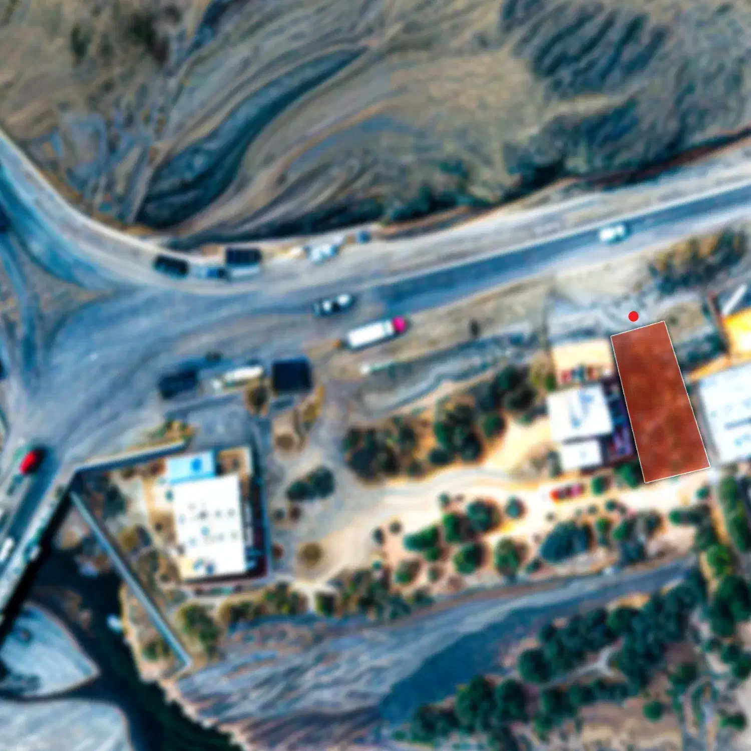 زمین تجاری/مسکونی لب جاده سرباز|فروش زمین و ملک کلنگی|سرباز, |دیوار