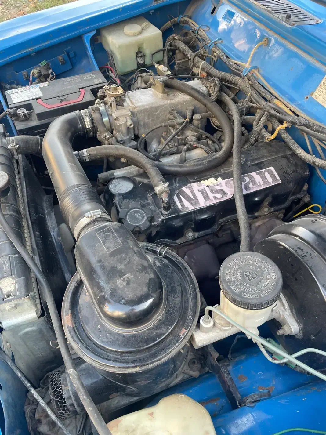 نیسان مدل۸۶ بی رنگ|خودرو سواری و وانت|گنبد کاووس, |دیوار