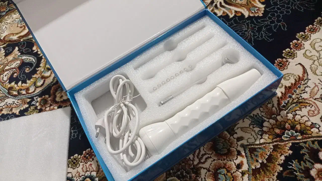 هایفرکوئنسی|آرایشگاه و سالن‌های زیبایی|چهاربرج, |دیوار