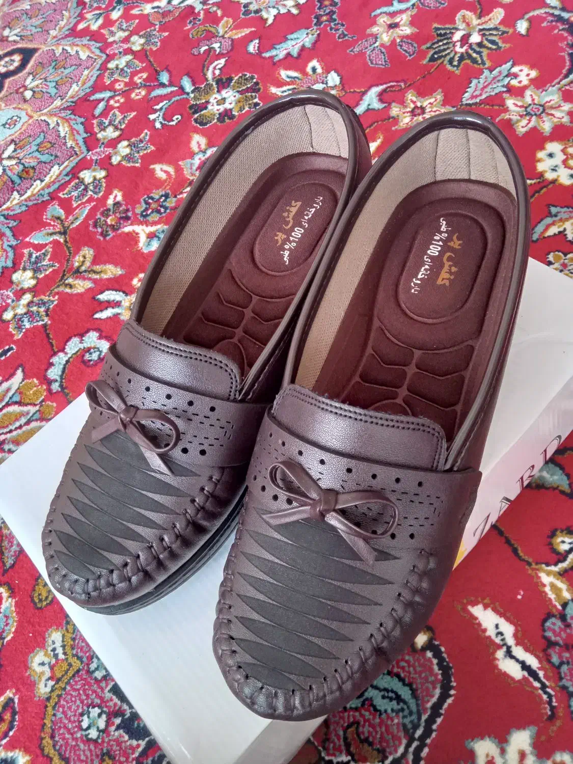 کفش نو|کیف، کفش، کمربند|آبدانان, |دیوار