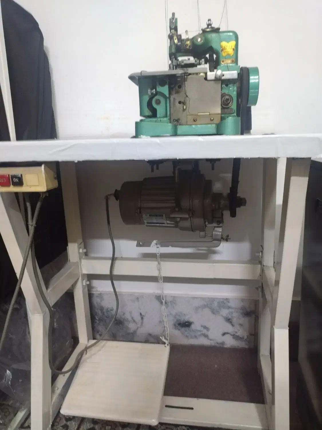 چرخ سردوز دینام بزرگ سه نخ|لوازم خیاطی و بافتنی|مشهد, انقلاب|دیوار