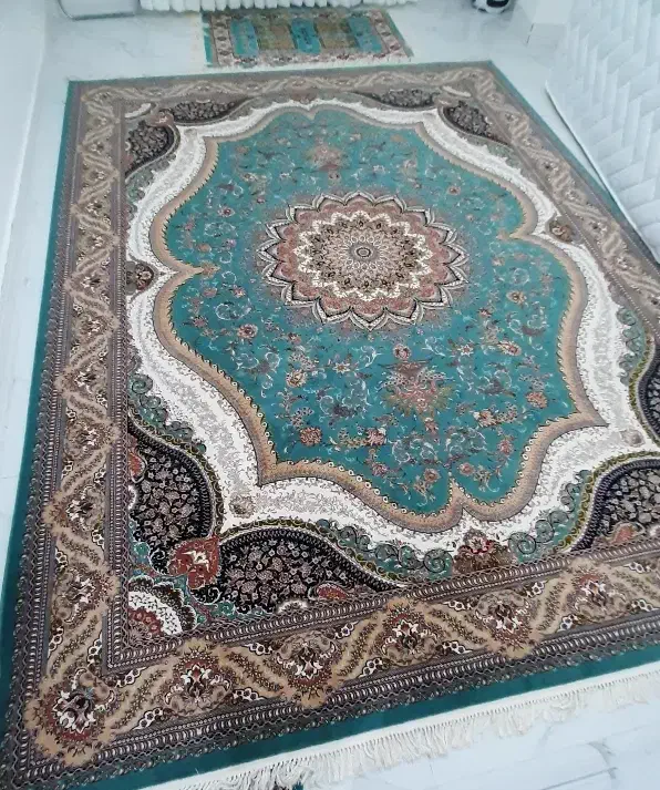 فرش 700شانه 2550 در حد نو|فرش|مهاباد (آذربایجان غربی), |دیوار