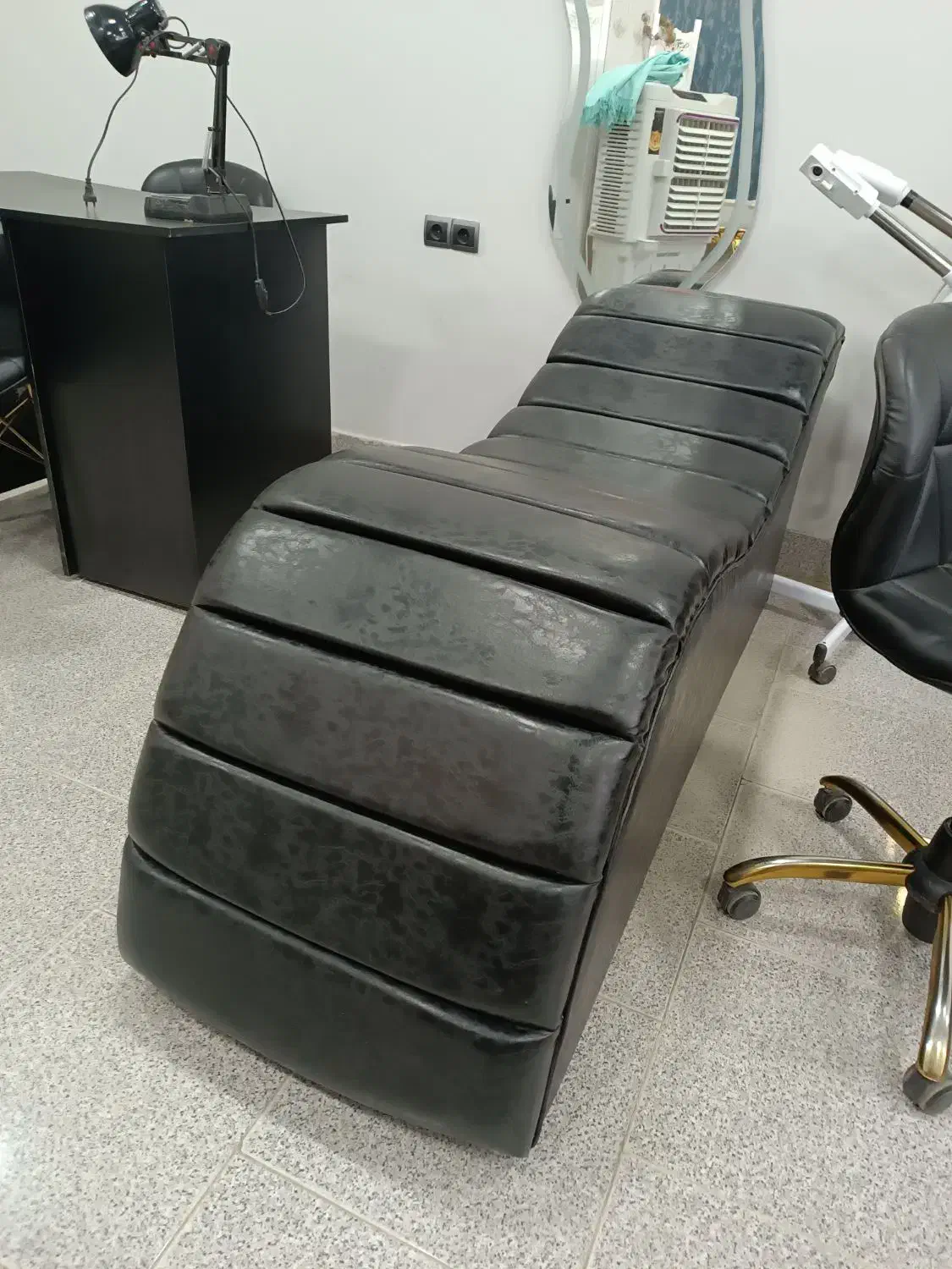 دوعددتخت|آرایشگاه و سالن‌های زیبایی|چناران, |دیوار