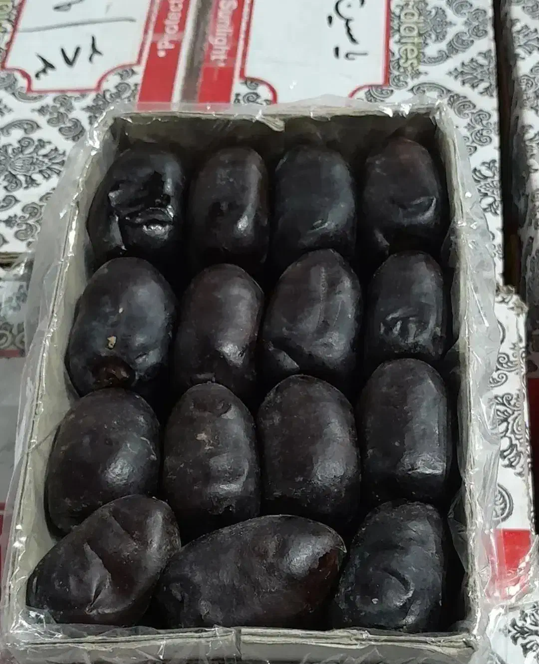 خرمای مشکی و گوشتی|عمدهفروشی|جیرفت, |دیوار