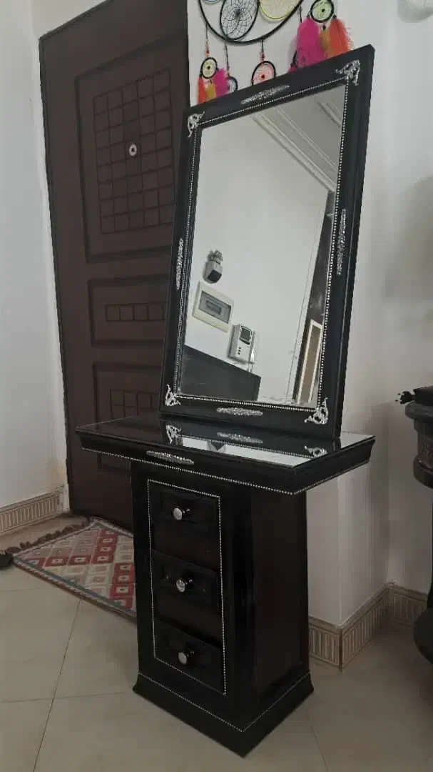 یک عددقالی۳×۲درحدنوویک عددآینه شعمدان|فرش|جیرفت, |دیوار