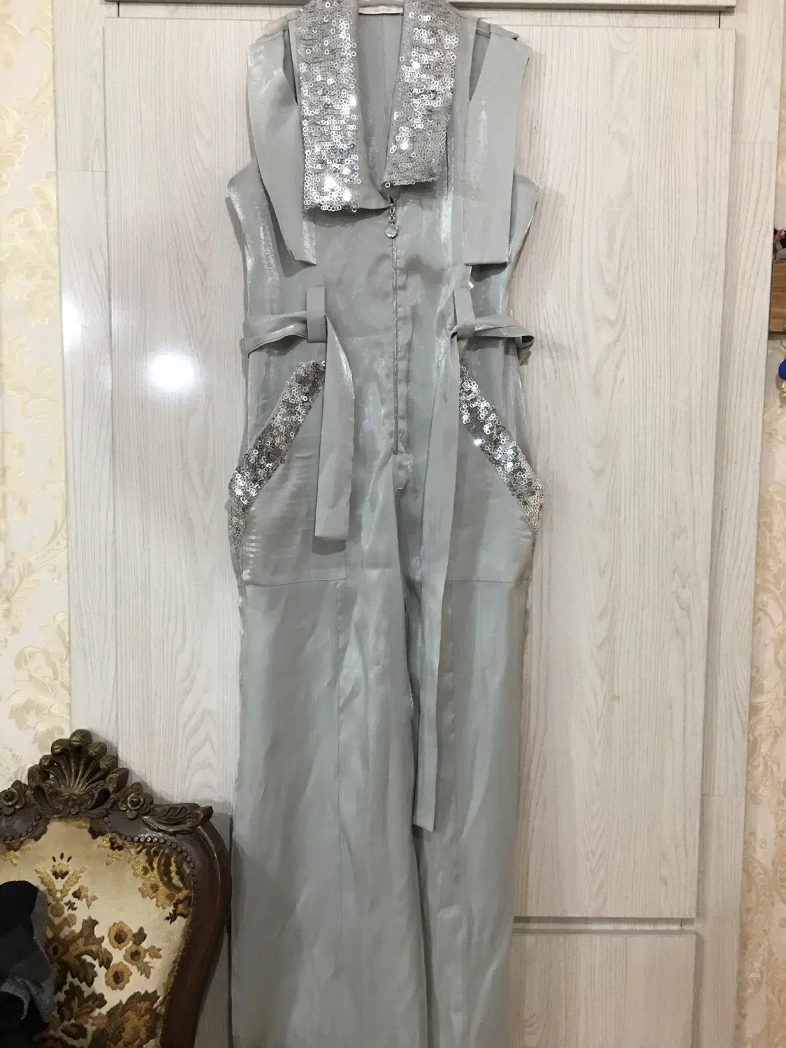 لباس|لباس|نگین شهر, |دیوار