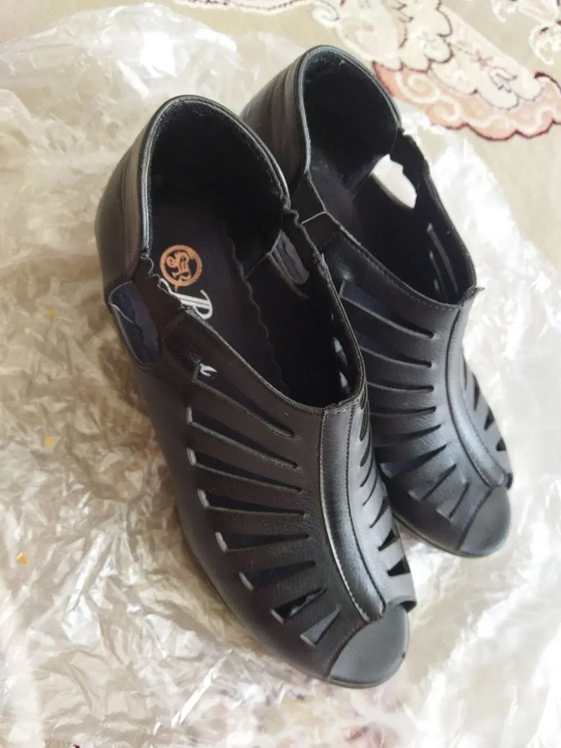 کفش تابستانی زنانه|کیف، کفش، کمربند|نیشابور, گنبد سبز|دیوار