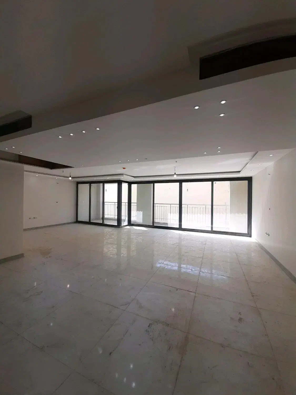 بلوار کشاورز/195متر/3خواب/شمالی جنوبی|فروش آپارتمان|اصفهان, فرح آباد|دیوار