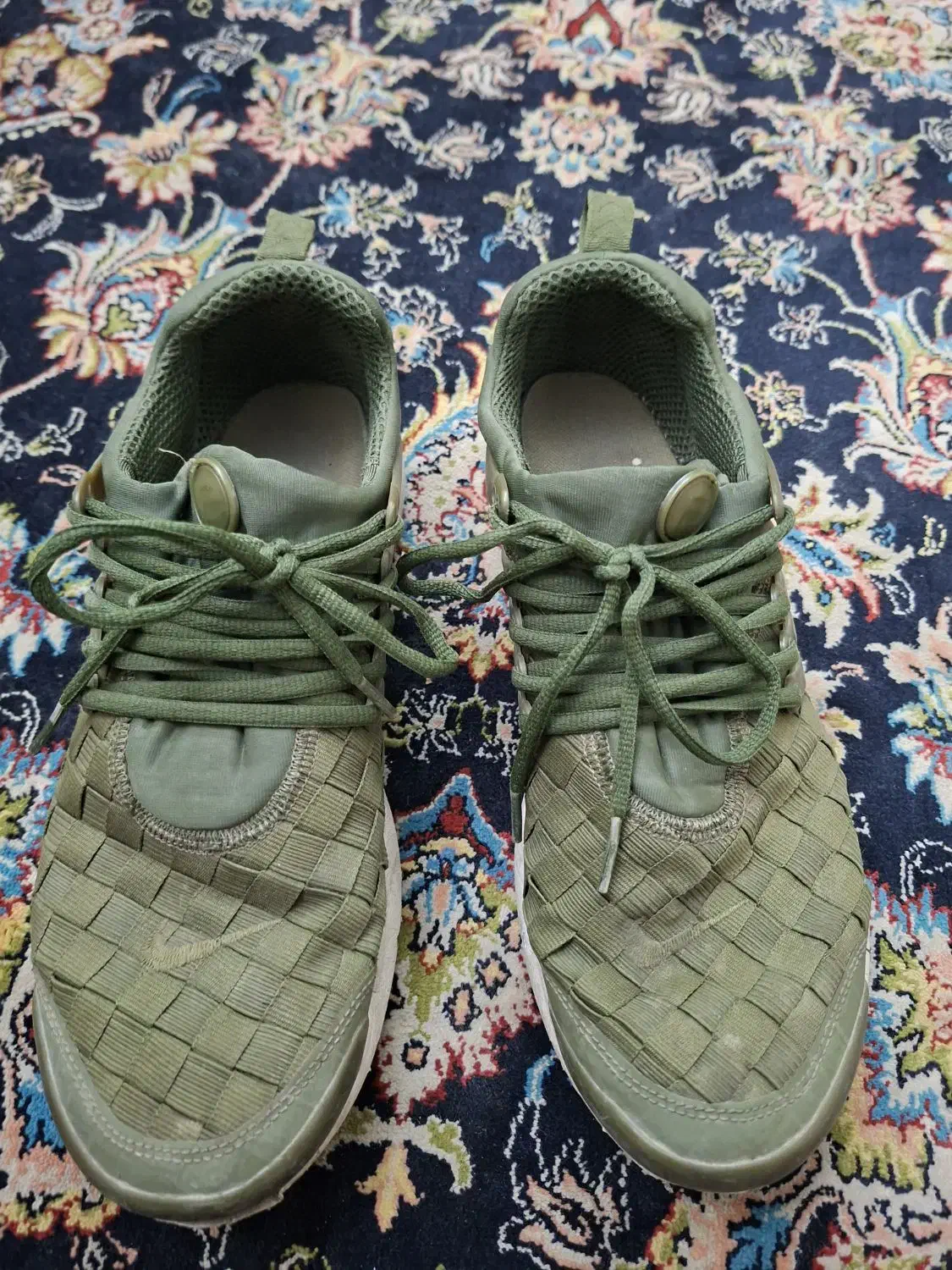 کفش|کیف، کفش، کمربند|دامغان, |دیوار