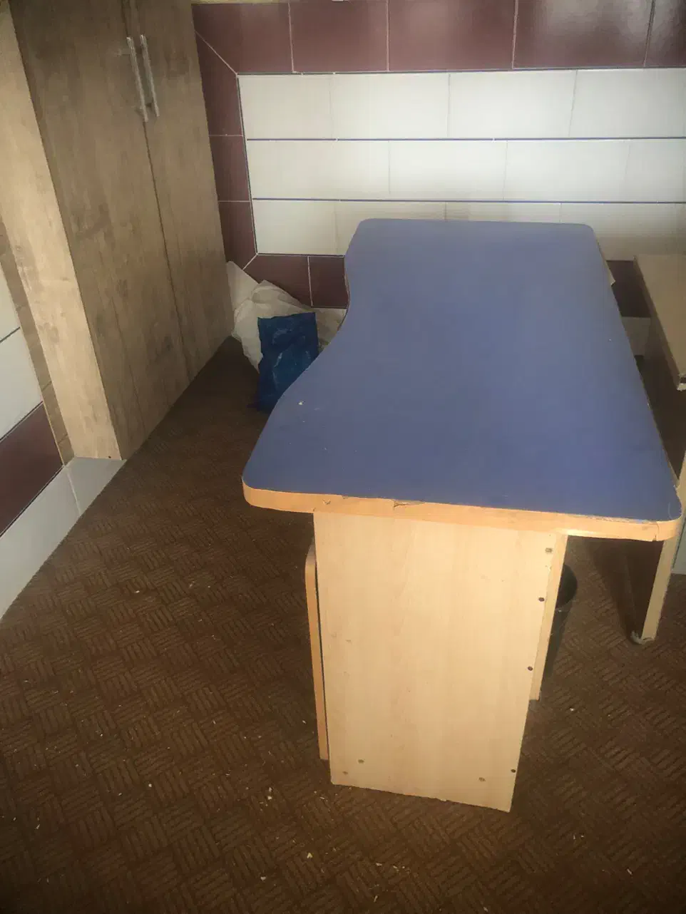 میز تحریر|میز تحریر و کامپیوتر|خمینیشهر, |دیوار