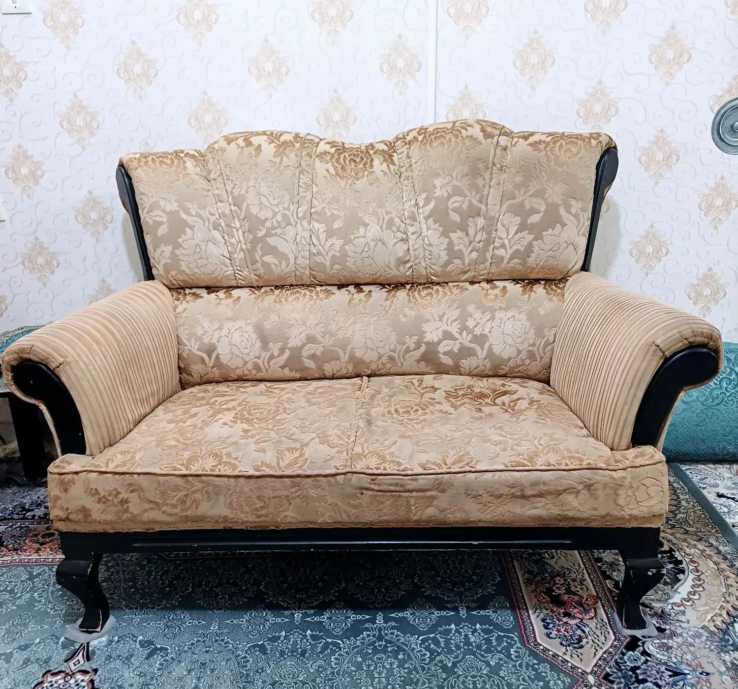 مبل ۷ نفره|مبلمان خانگی و میز عسلی|شیراز, شهرک مطهری|دیوار