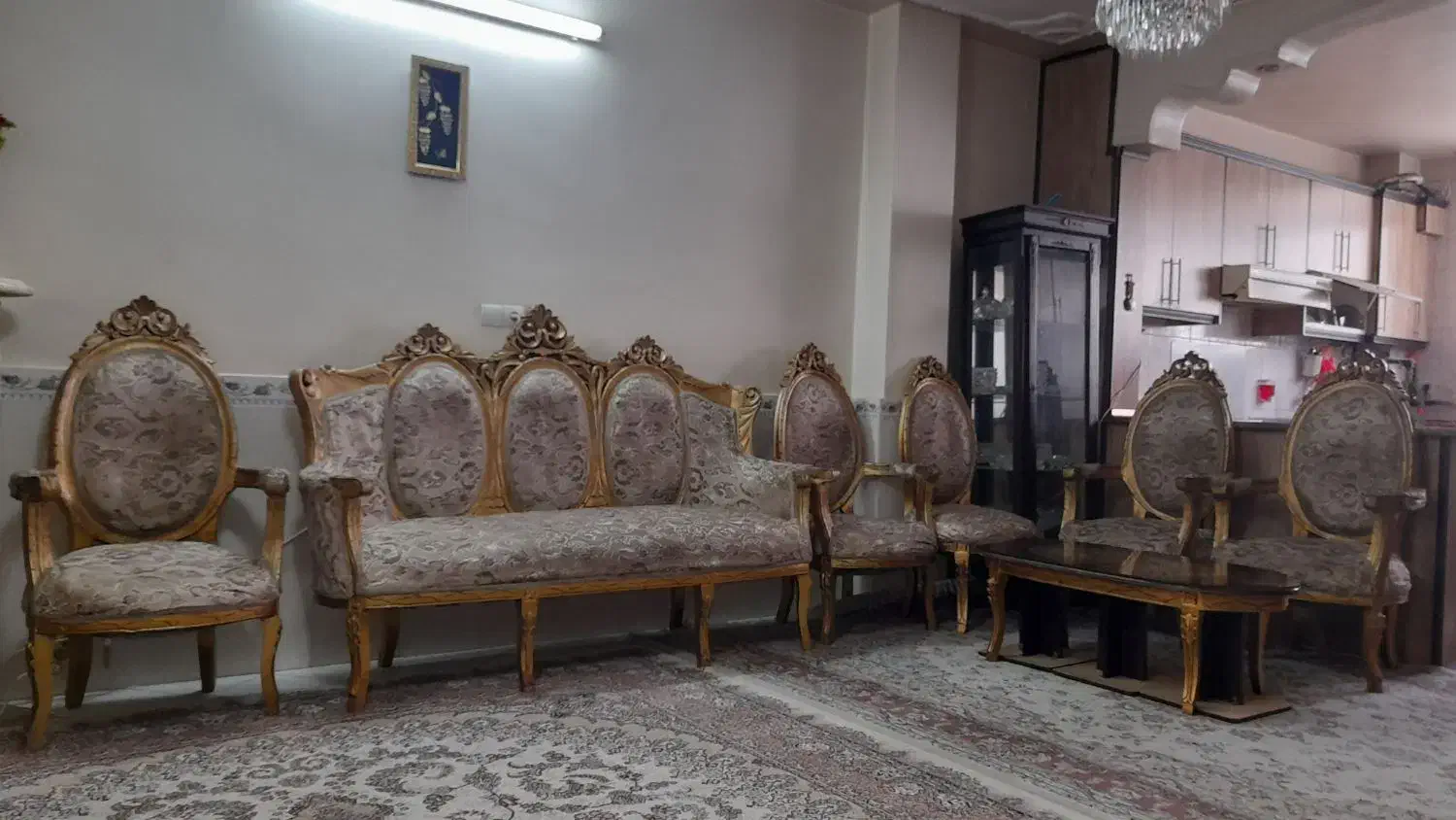 مبل سلطنتی|مبلمان خانگی و میز عسلی|تهران, تختی|دیوار