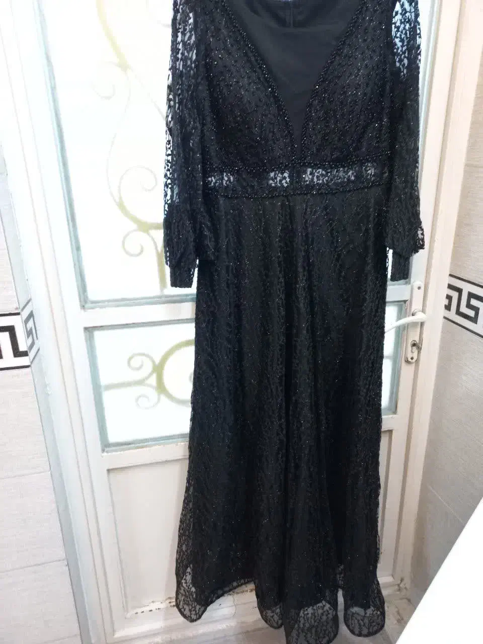 لباس مجلسی|لباس|قم, باغ کرباسی|دیوار