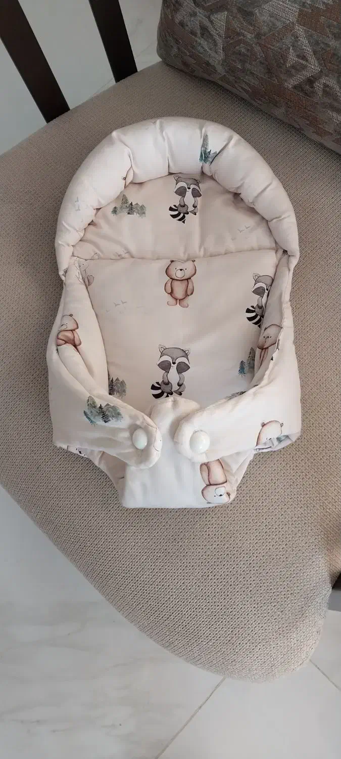 تشک آغوشی در حد نو نو|اسباب و اثاث بچه|مشکین‌دشت, |دیوار