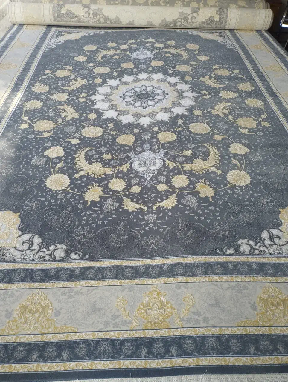 فرش 9 متری|فرش|قم, شاه سید علی|دیوار