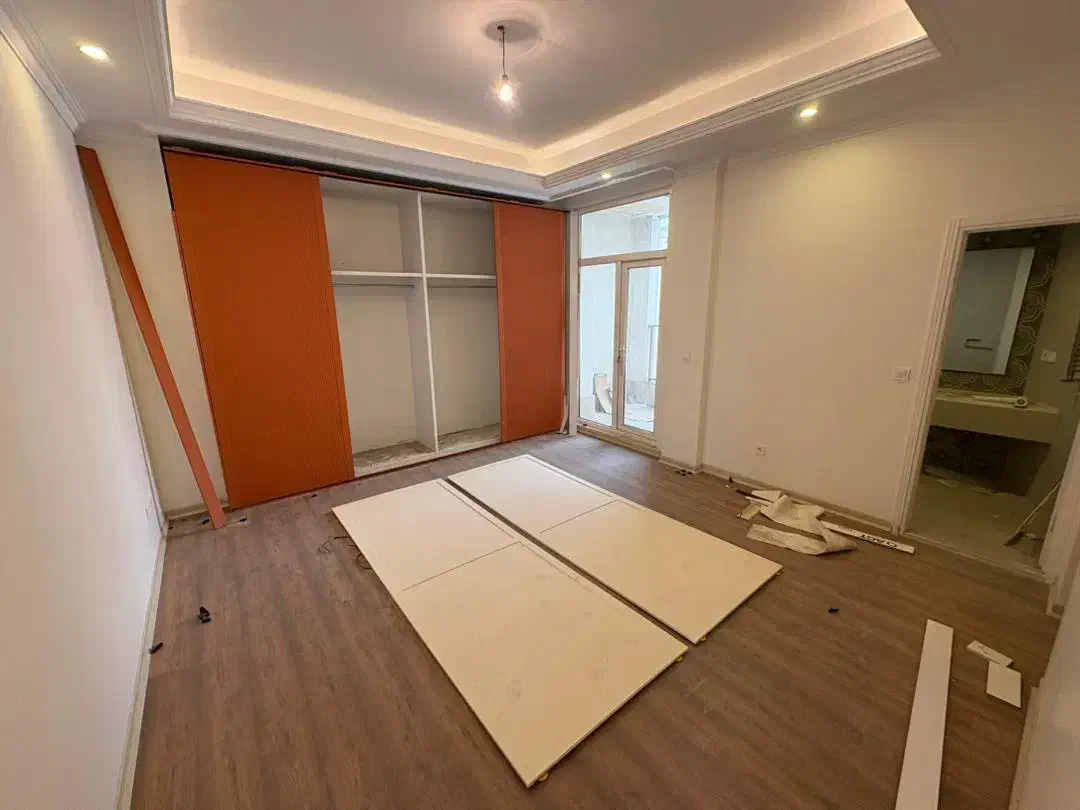 ۲۶۰متر هر۴خواب مستر نوساز برج باغ فرمانیه