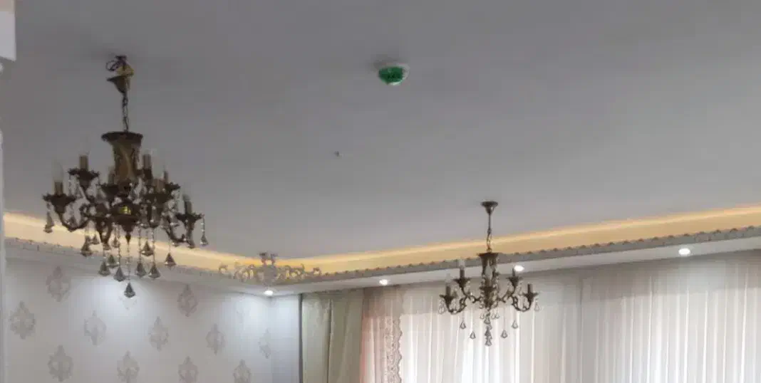 دوعدد لوستر برنزی اصل|لوستر و چراغ آویز|اردبیل, |دیوار