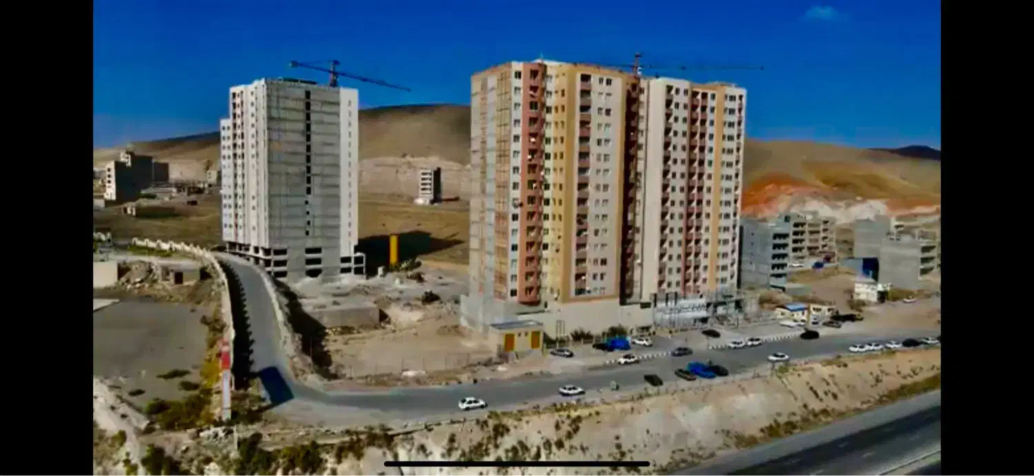 98 متری با نقشه خوب|فروش آپارتمان|شبستر, |دیوار