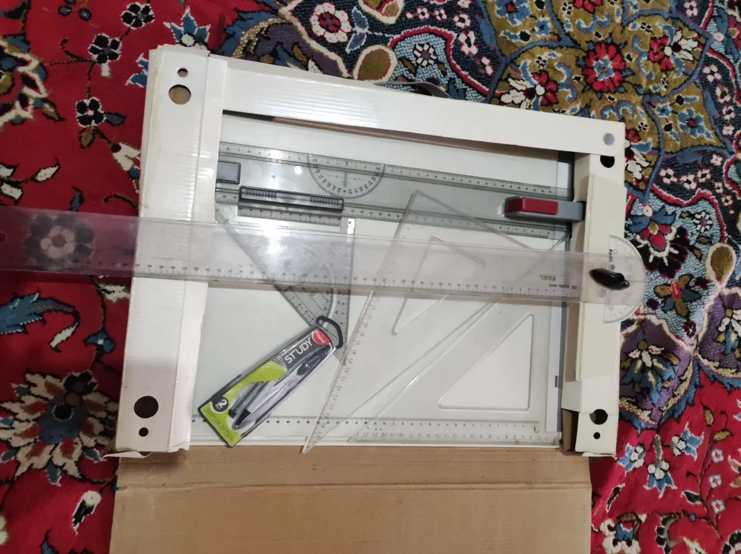 میز نقشه کشی و ترسیم|لوازم التحریر|گلپایگان, |دیوار