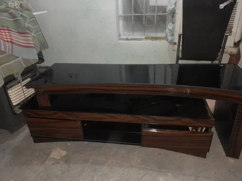 میز تلویزیون|میز تلویزیون|بومهن, |دیوار