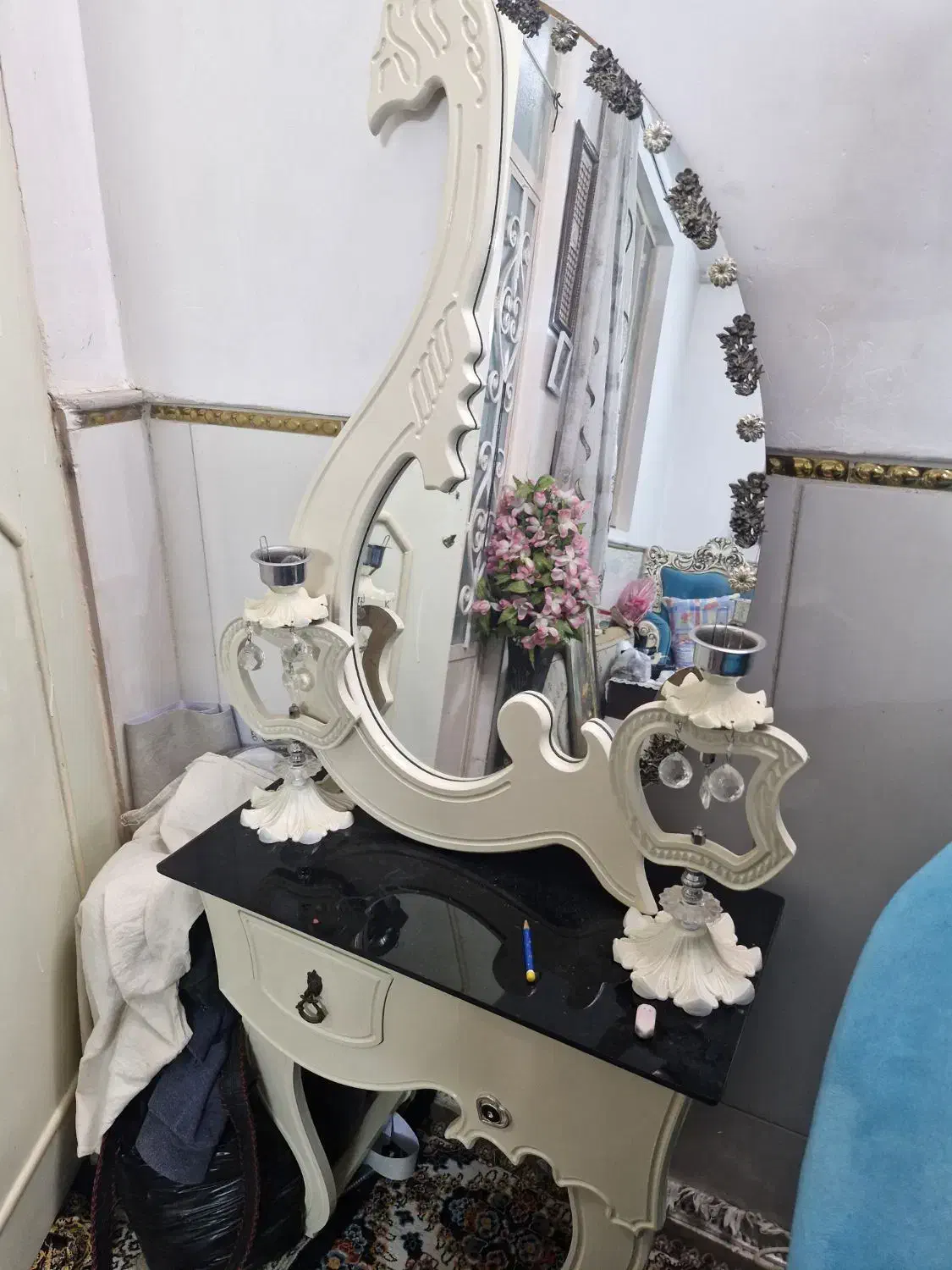 اینه شمعدان و میز باهم قیمت عالی|مبلمان خانگی و میز عسلی|قم, شهدا|دیوار