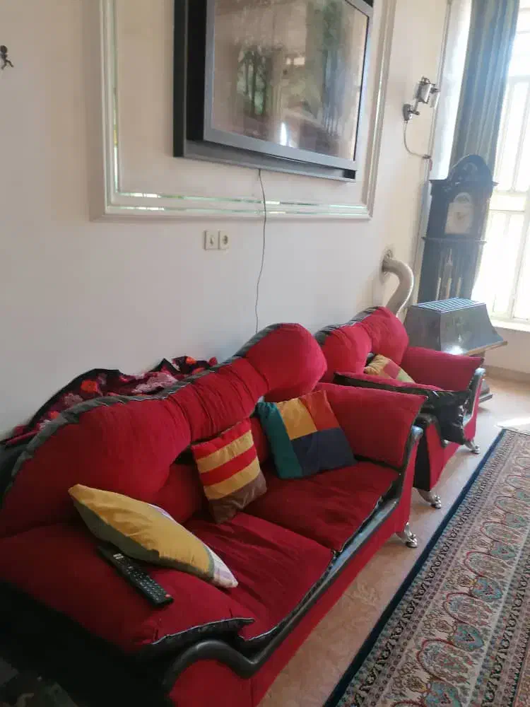 مبل راحتی تمیز ۷ نفره و ۵ نفره پارچه‌ای|مبلمان خانگی و میز عسلی|شیراز, قلات|دیوار