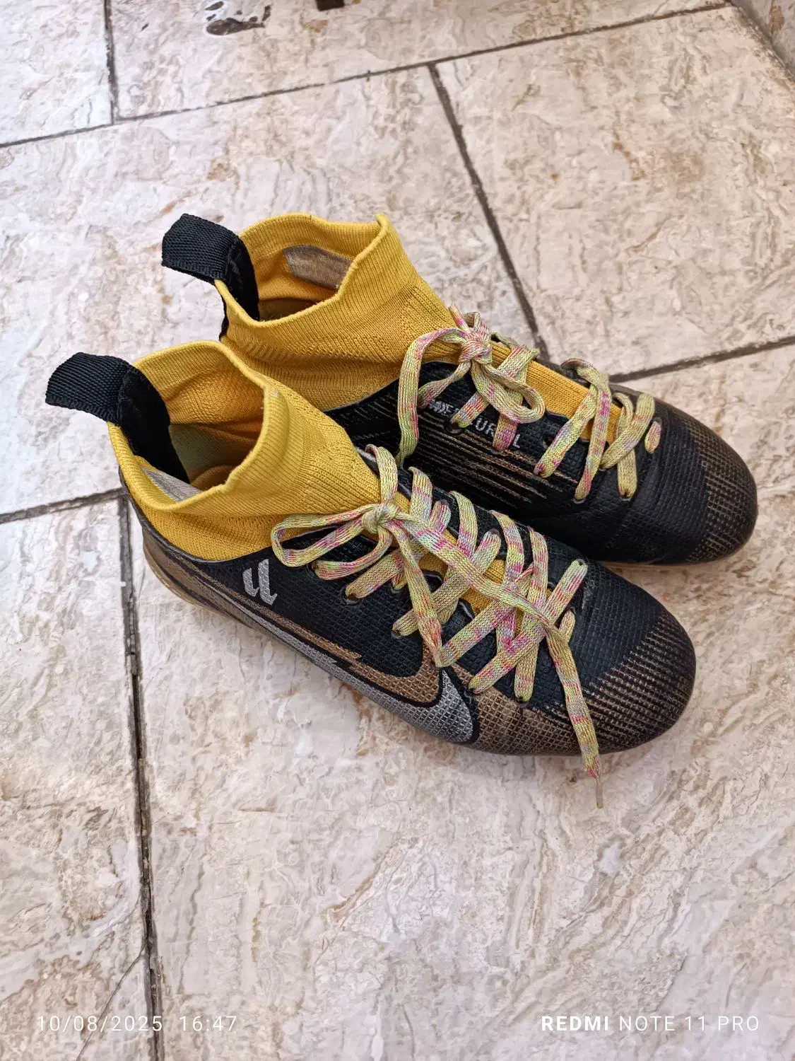 کفش فوتبالی چمن اصل|کیف، کفش، کمربند|تبریز, |دیوار