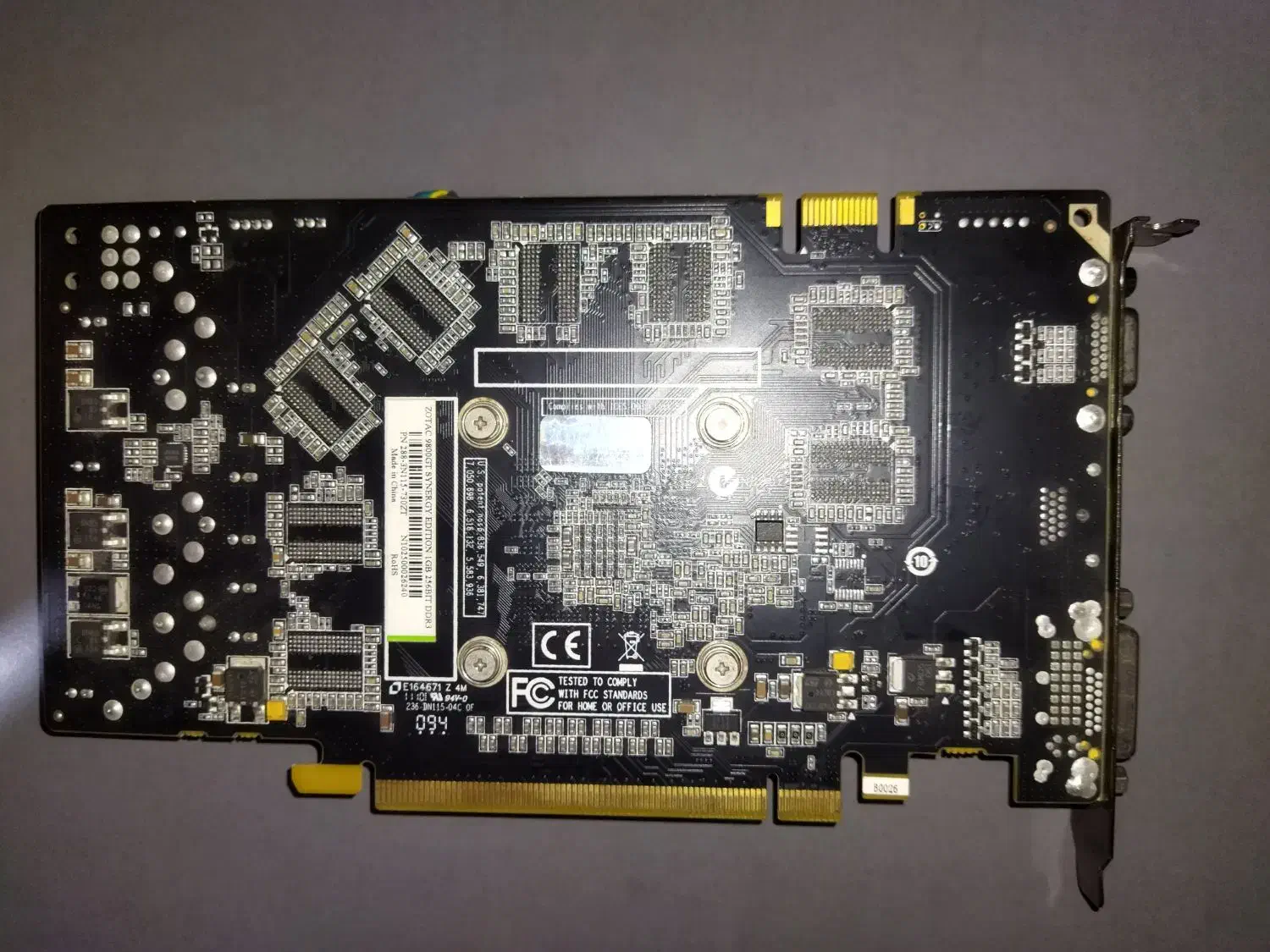 کارت گرافیک zotack 9800gt 1g|قطعات و لوازم جانبی رایانه|ری, شهادت|دیوار