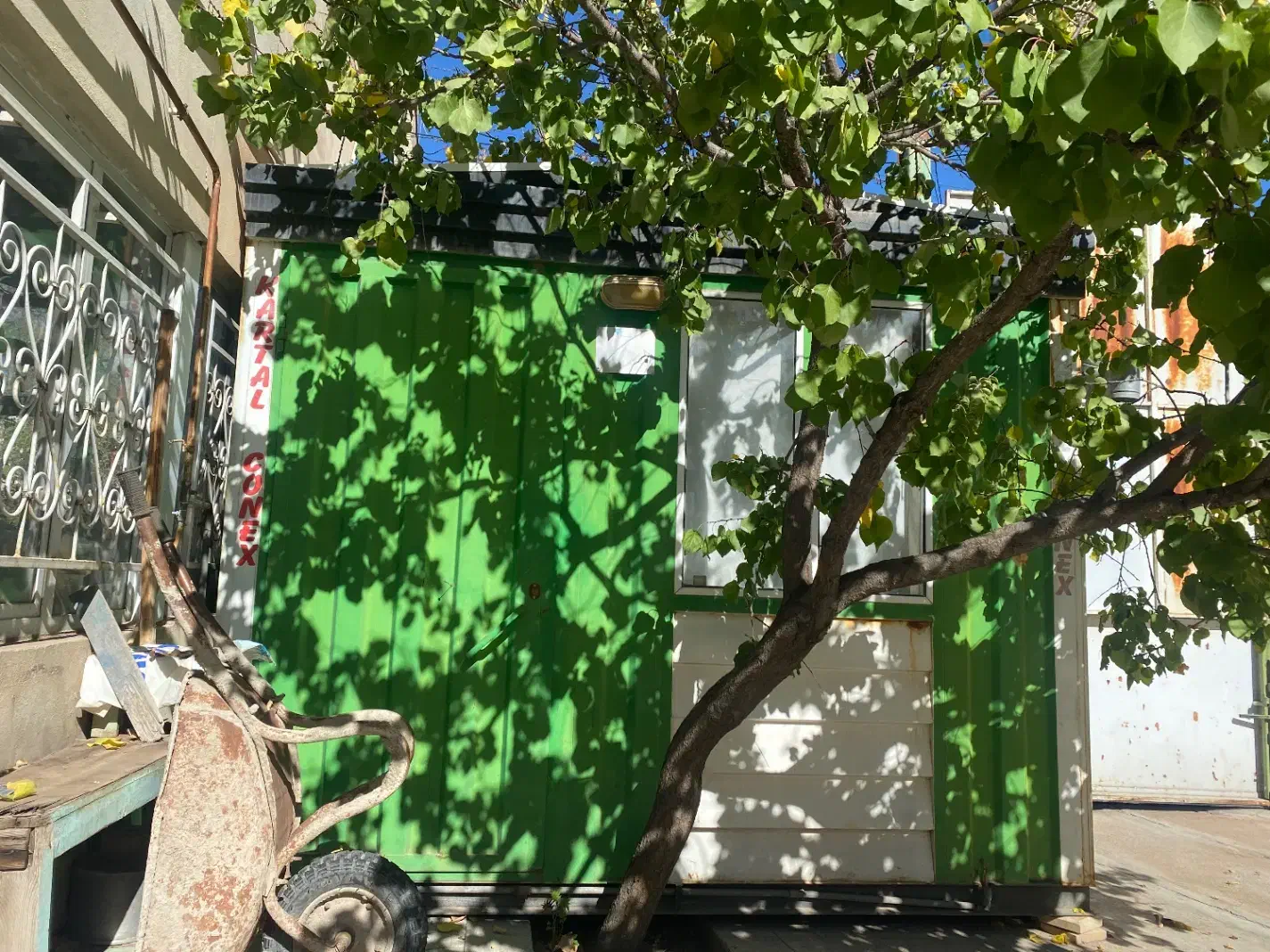 فروش فوری کارتل کانکس نگهبانی|ماشینآلات صنعتی|جلفا, |دیوار