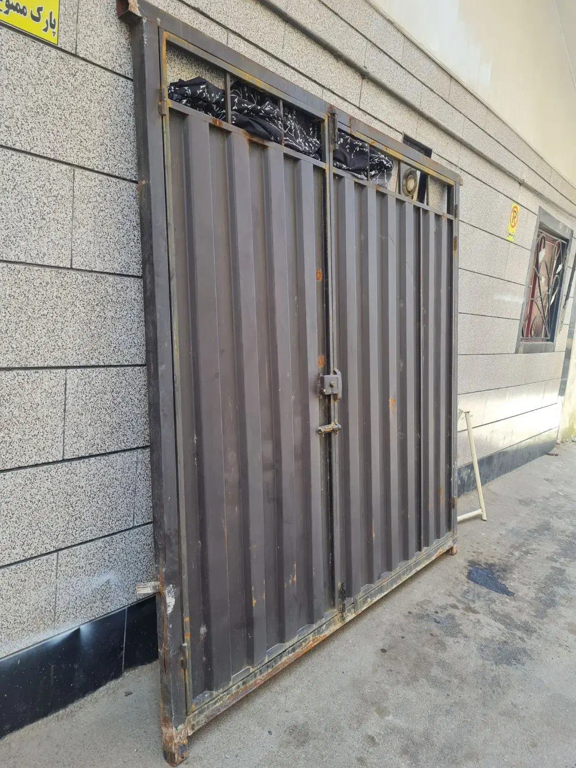 درب آهنی|مصالح و تجهیزات ساختمان|رشت, کوی حسینی|دیوار