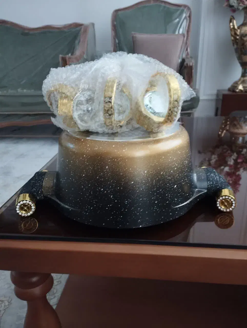 قابلمه چودن|ظروف پخت‌وپز|اردبیل, |دیوار