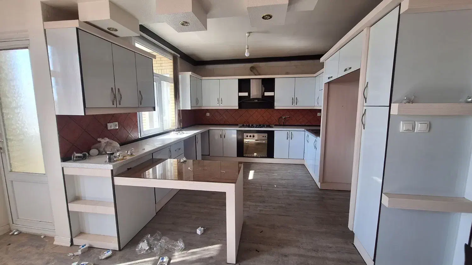 تک واحدی فردوسی ۱۴۰متری ۳ خواب|اجارهٔ آپارتمان|شاهینشهر, فردوسی|دیوار