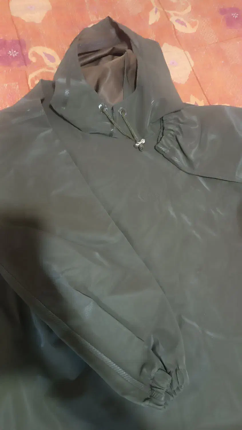 بادگیر مارک جلال|لباس|رودسر, |دیوار