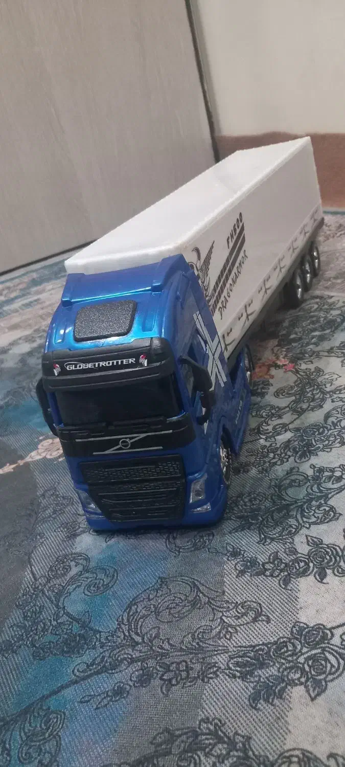 ماکت ولوو|اسباببازی|اهواز, کوی ترابری|دیوار