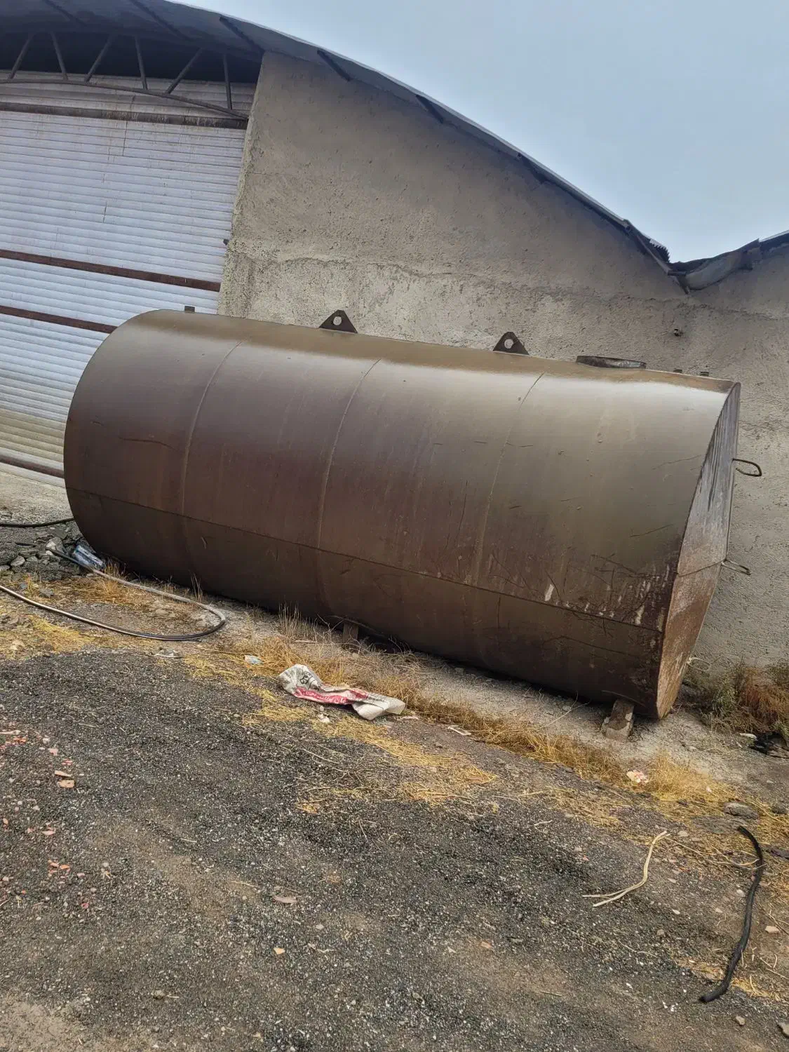 تانکر آب|ابزارآلات|شبستر, |دیوار