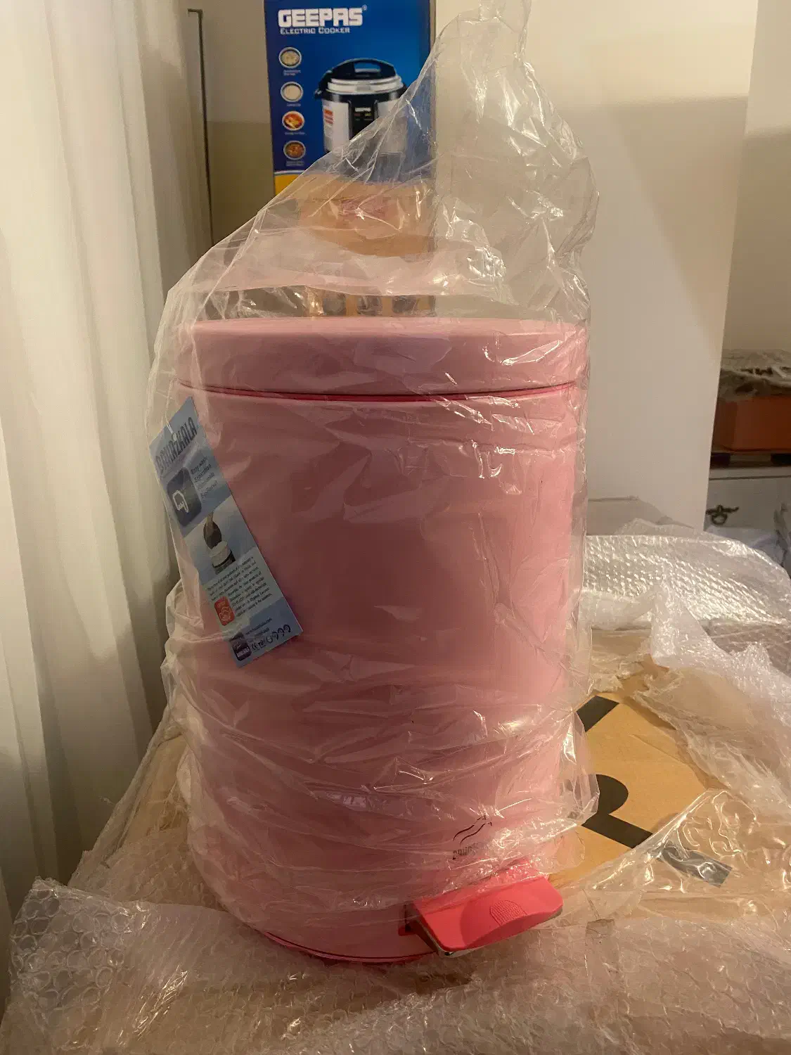 سرویس آشپزخانه بهازکالا کاملا نو|ظروف نگهدارنده، پلاستیکی، یک‌بارمصرف|قشم, |دیوار