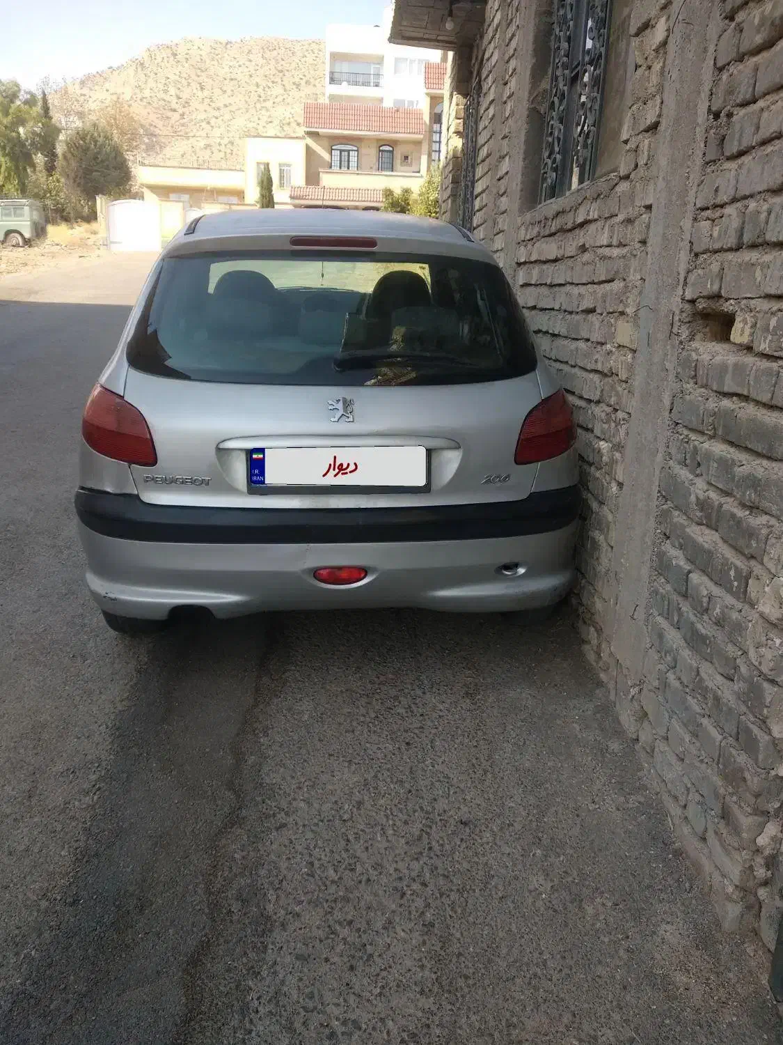 فروش پژو ۲۰۶ خانگی|خودرو سواری و وانت|صدرا-فارس, فاز ۱|دیوار