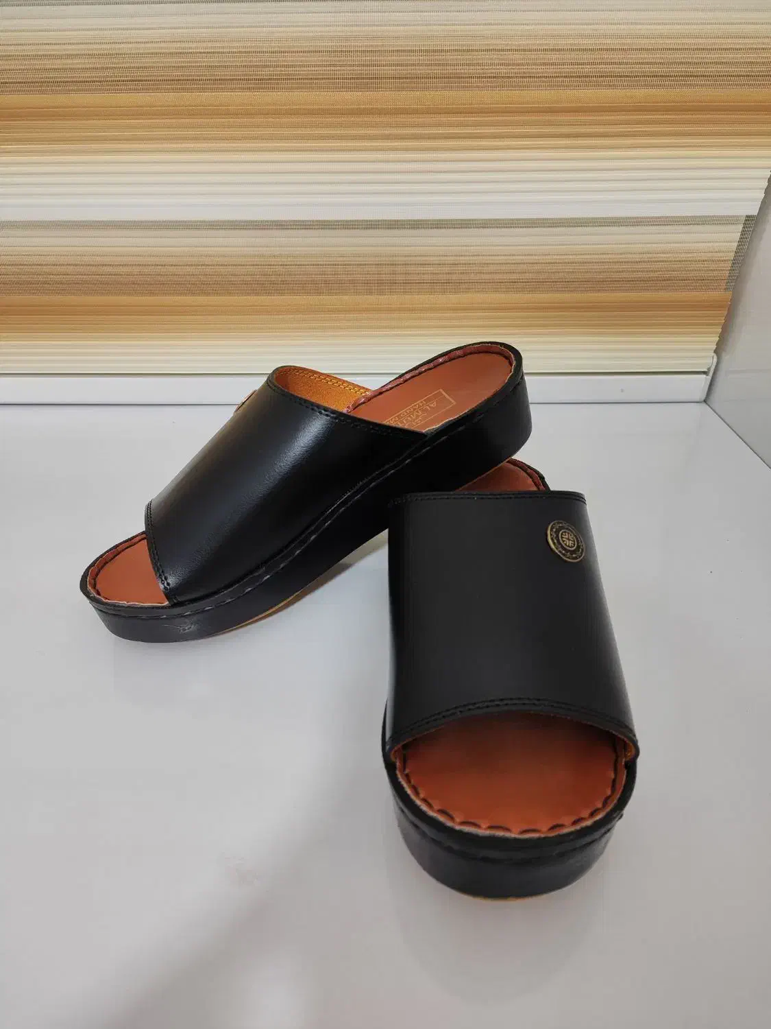 صندل عربی اصل|کیف، کفش، کمربند|خرم‌آباد, |دیوار