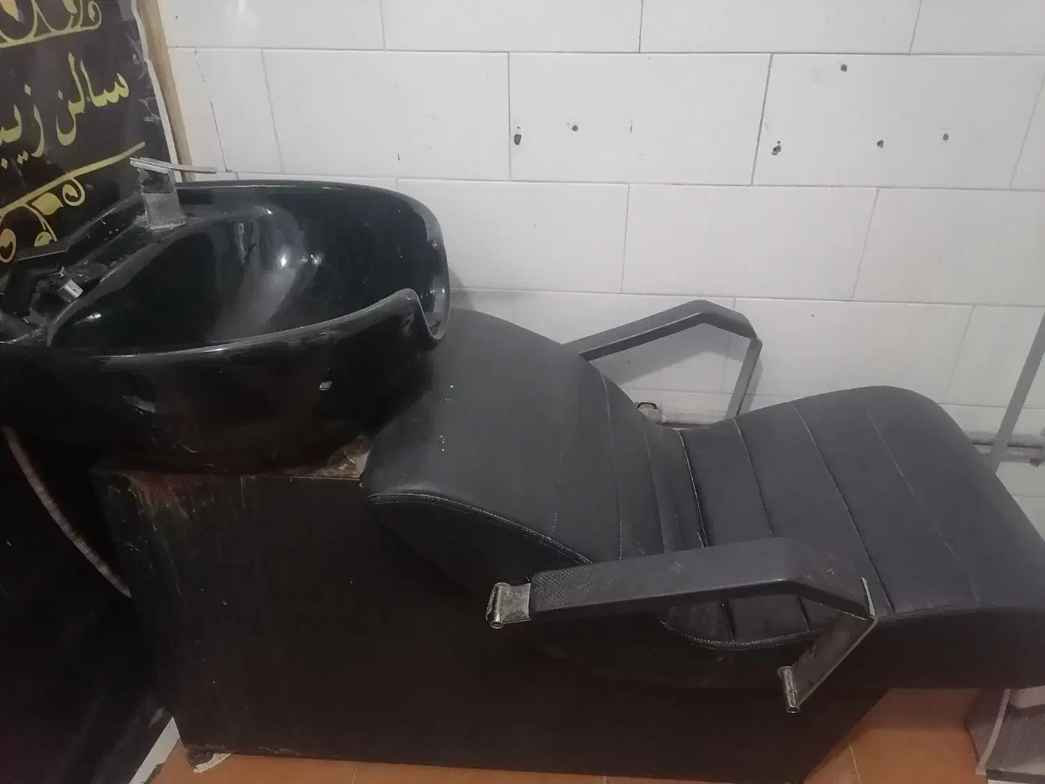 لوازم سالن با قیمت مناسب|آرایشگاه و سالنهای زیبایی|گرمسار, |دیوار