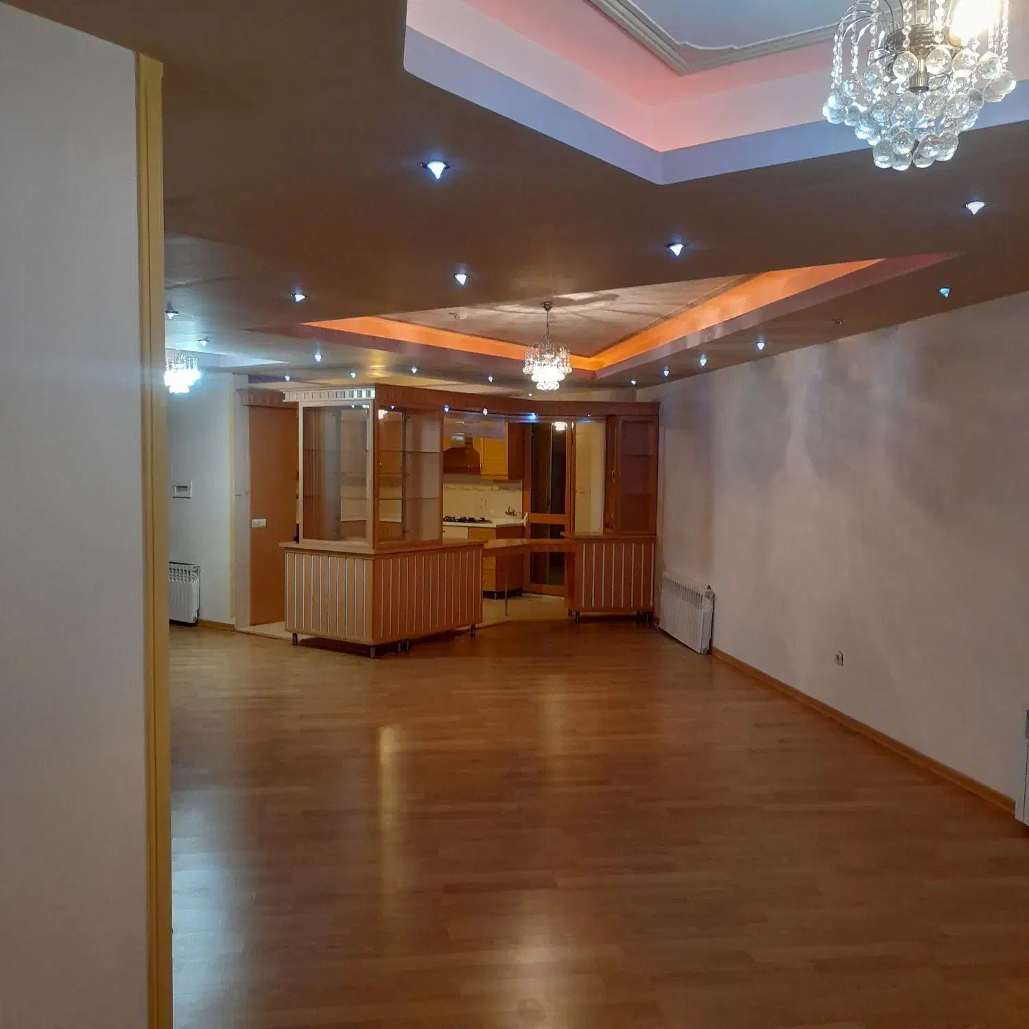 اجاره واحد150متری3خواب مسترداربرج پزشکان پل قویون|اجارهٔ آپارتمان|ارومیه, |دیوار