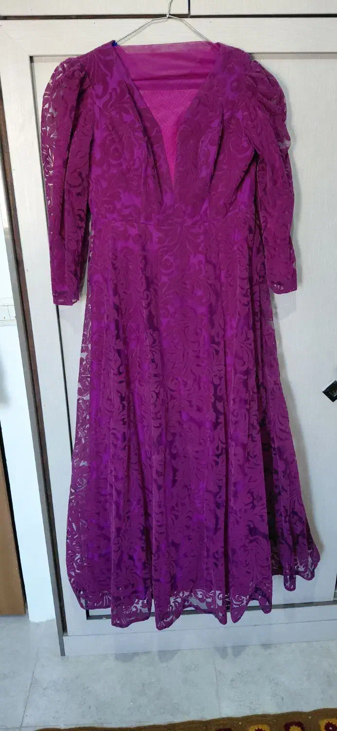 لباس مجلسی|لباس|صومعهسرا, |دیوار