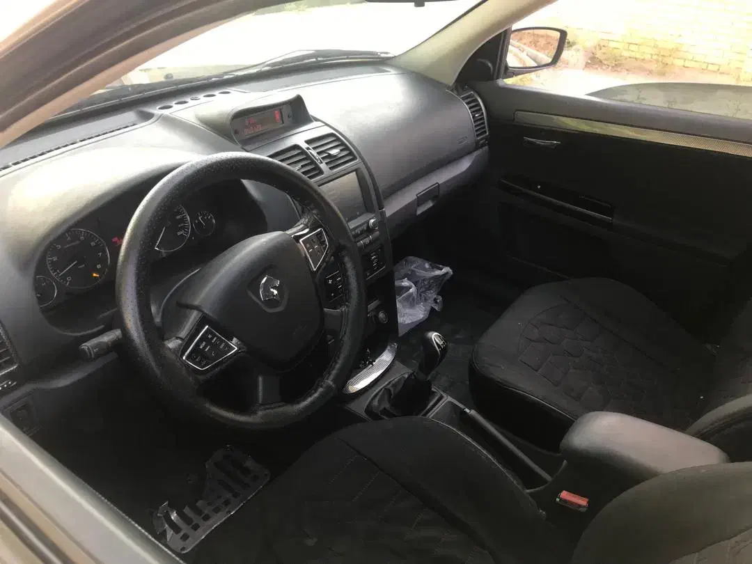 سورن پلاس ۱۴۰۱ بی رنگ|خودرو سواری و وانت|یزد, |دیوار