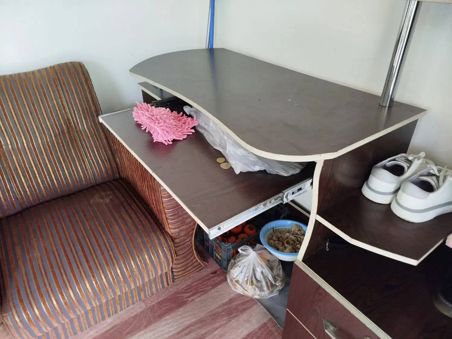 میز کامپیوتر|میز تحریر و کامپیوتر|بندر انزلی, کارآموزی|دیوار