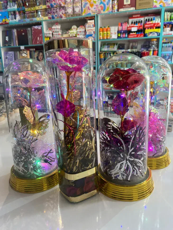 گل شیشه ای|گل مصنوعی|قم, شاه سید علی|دیوار