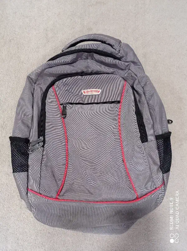 کیف مدرسه|کیف، کفش، کمربند|علی‌آباد کتول, |دیوار