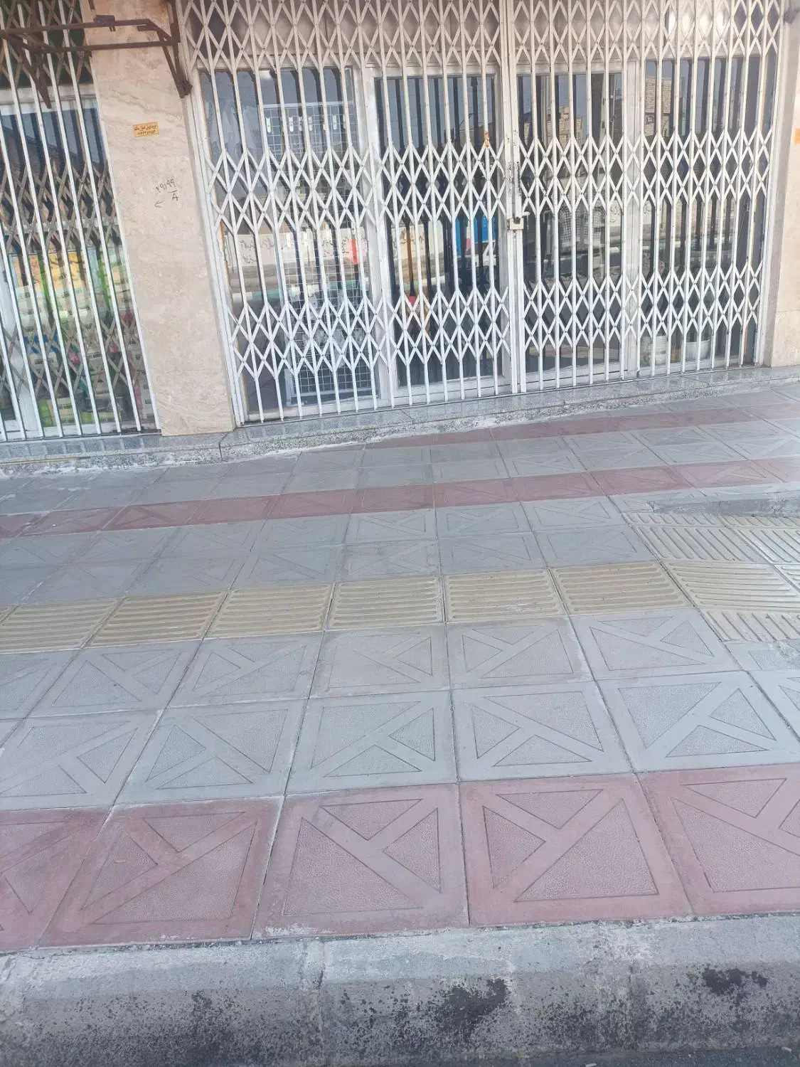 اجاره تجاری سه راعمار|اجارهٔ مغازه و غرفه|جیرفت, |دیوار
