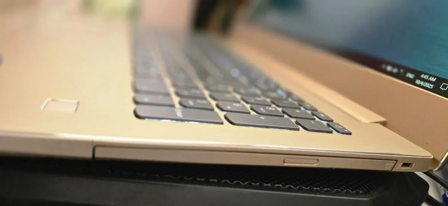 لپتاب لنوو ideapad 520 رم 16 کارکرده تمیز|رایانه همراه|تهران, دانشگاه شریف|دیوار