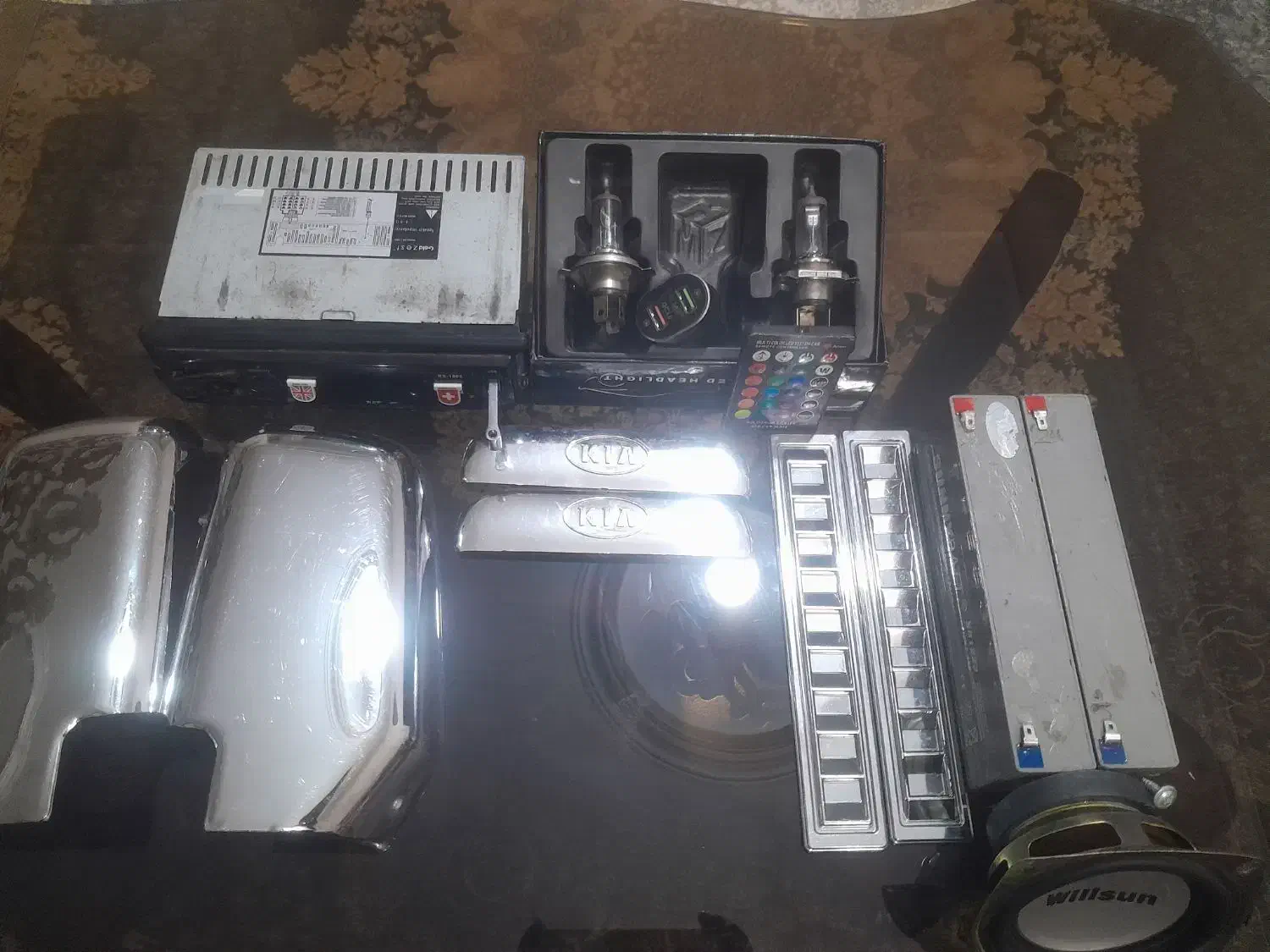 هدلایت... وسایل ماشین|قطعات یدکی و لوازم جانبی|قرچک, میرزائی شمالی|دیوار