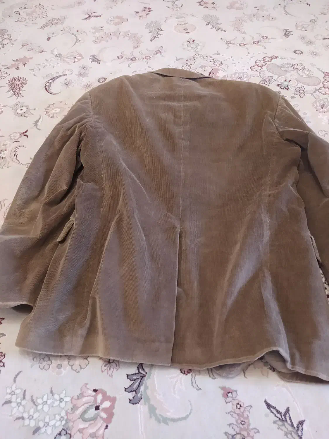 چند دست کت و شلوار و کت تک نو و در حد نو جنس عالی|لباس|اندیشه, اندیشه فاز ۲|دیوار