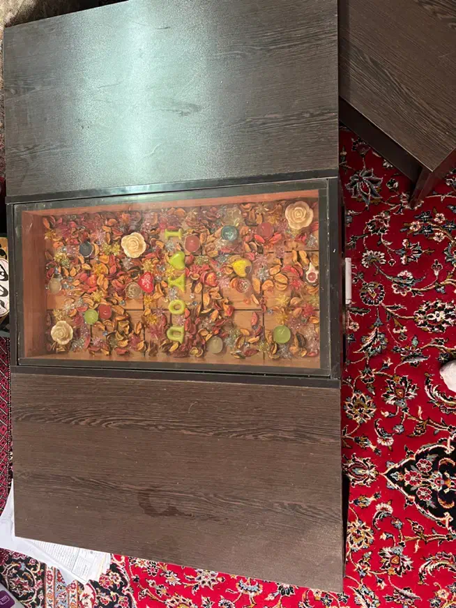 میز عسلی بسیار تمیز و در حد نو|مبلمان خانگی و میز عسلی|بروجرد, |دیوار